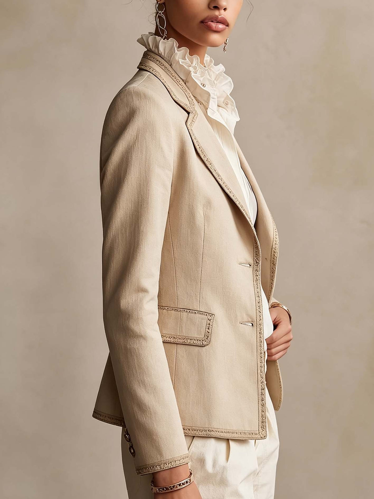 Josephine™ | Beige Vintage Trim Blazer